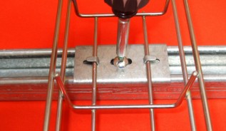Strut Twist-in Clip for Cable Basket (10/pack)
